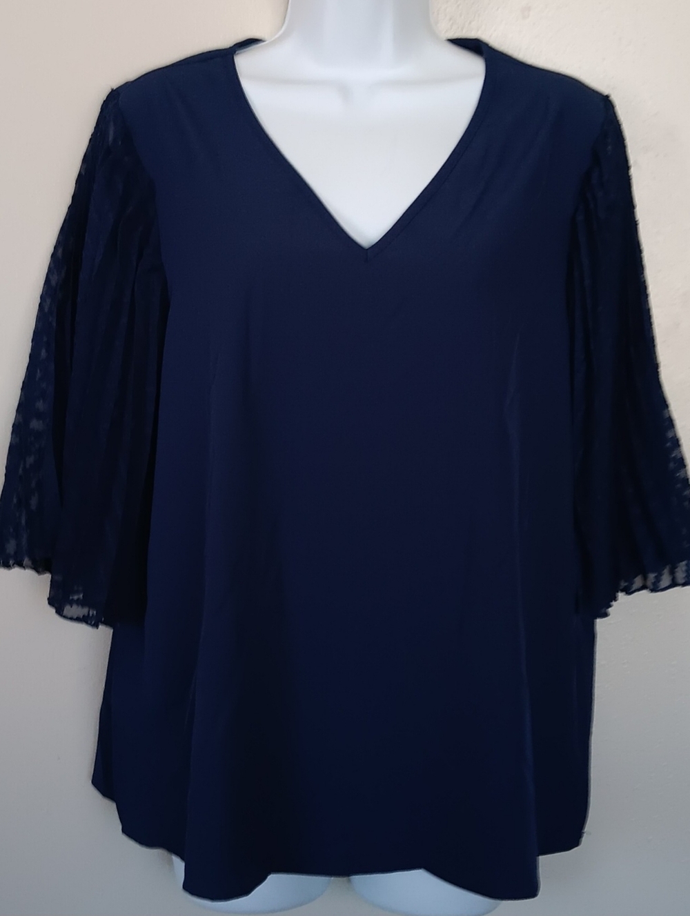 Navy Blue V-Neck Flutter Pleated Bell Sleeve Women's Top Sz XL NWOT